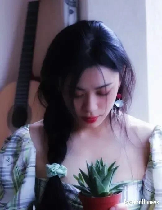 Woralada Profile image 3