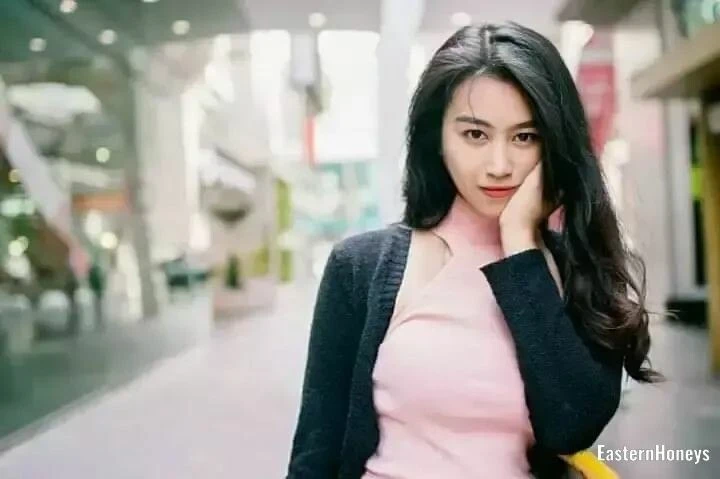 Woralada Profile image 2