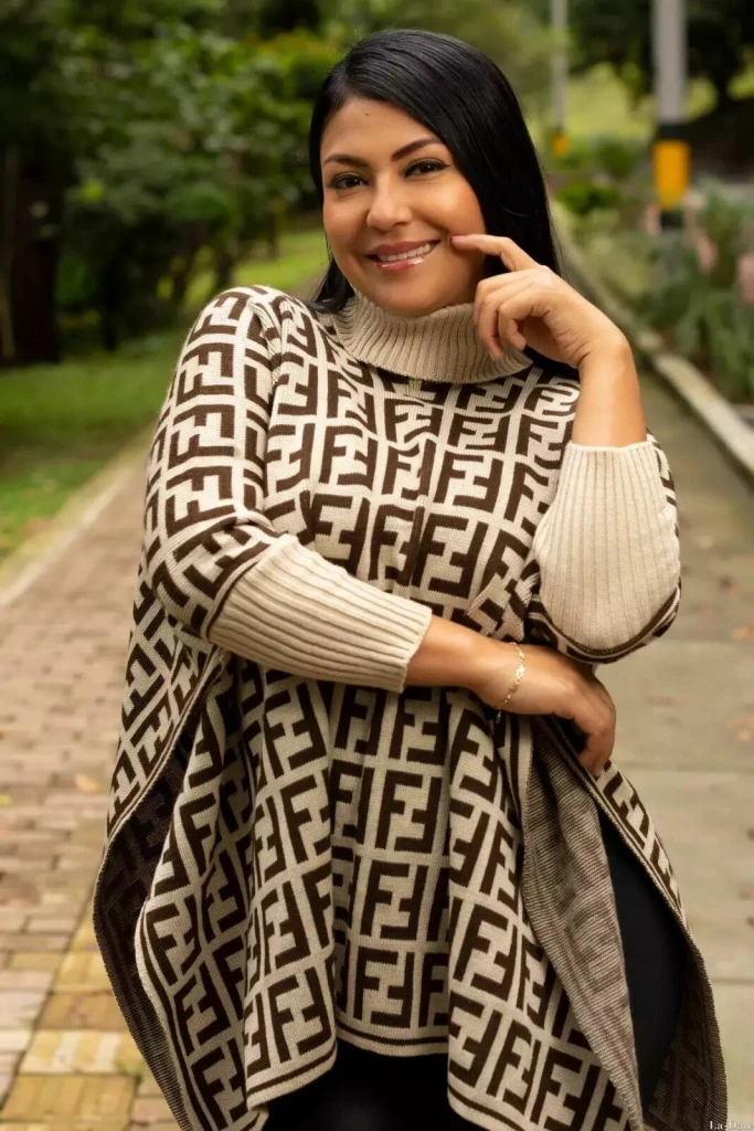 Laura Profile image 2