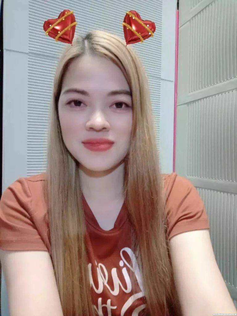 Janelle Profile image 3