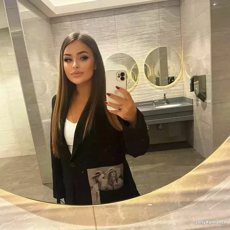 Anastasiya Profile image 3