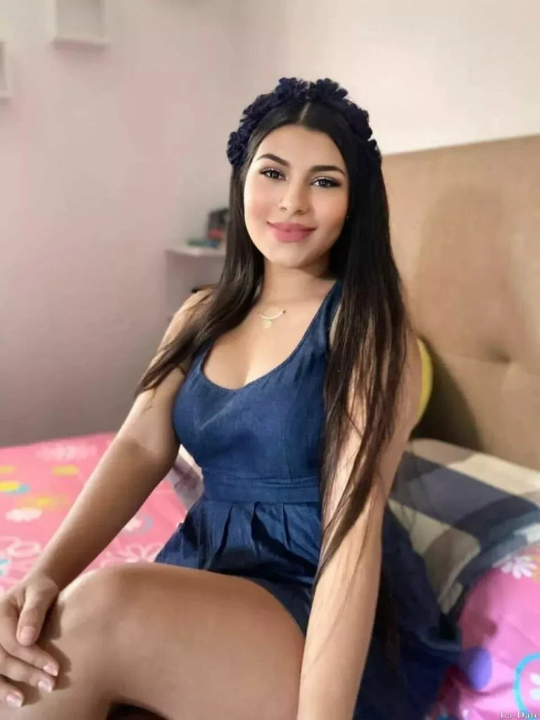 Diana Profile image 2