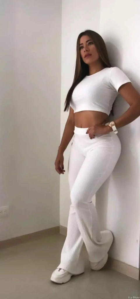 Rocio Profile image 3