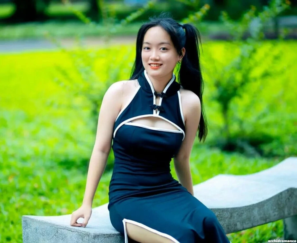 Anna Profile image 1