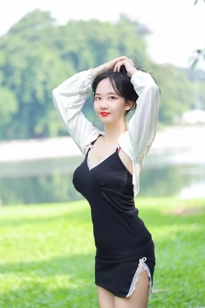 Charlene Profile image 3